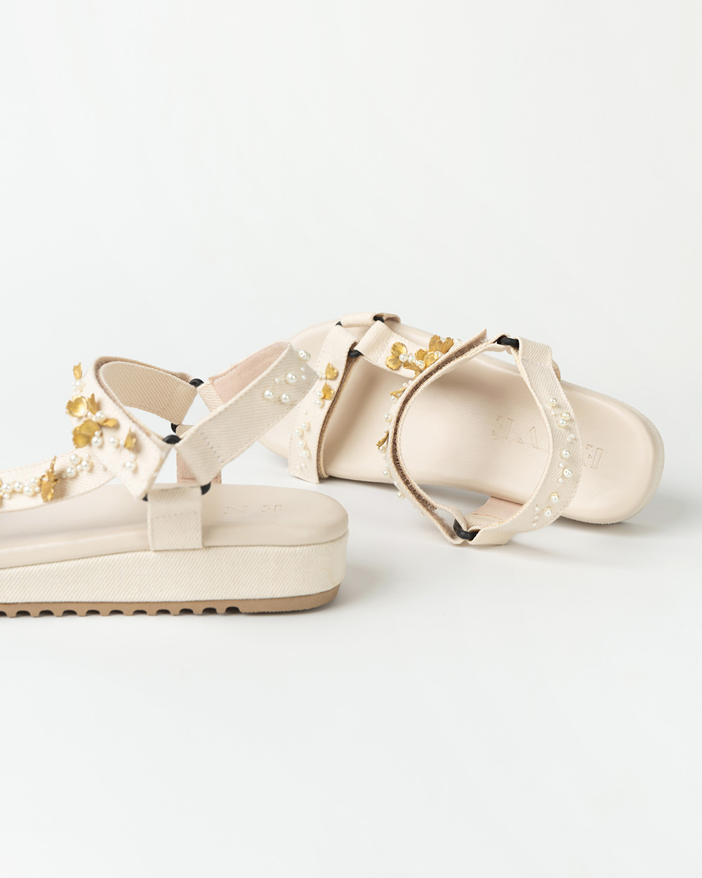 Zoe Creme 40